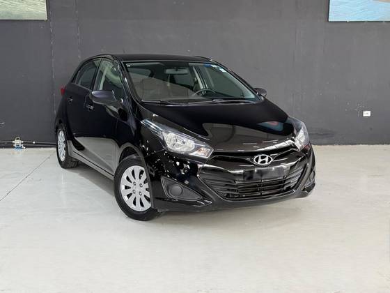 HYUNDAI HB20 1.0 COMFORT 12V FLEX 4P MANUAL HYUNDAI HB20 1.0 COMFORT 12V FLEX 4P MANUAL